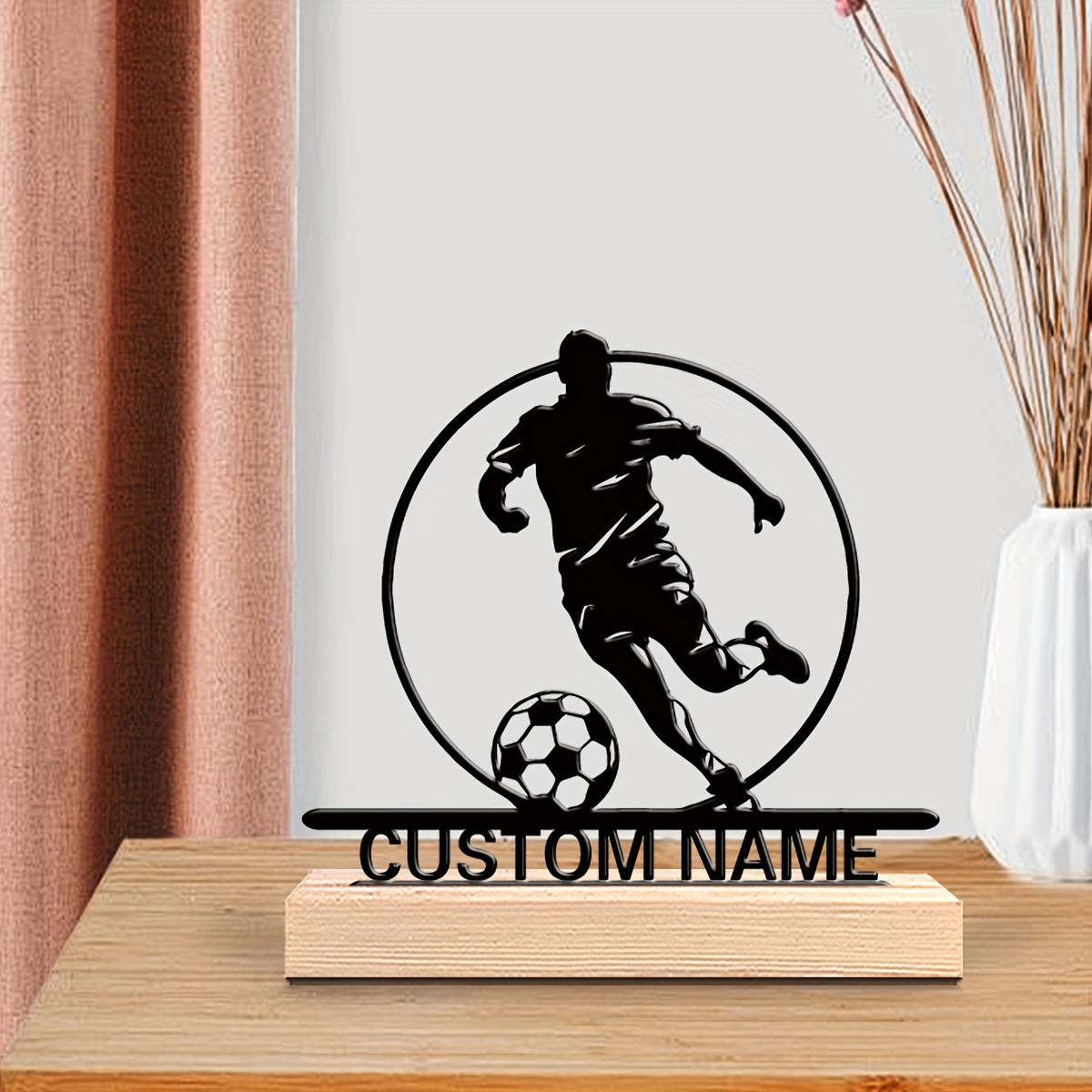 Metalowa statuetka piłkarza z  – Home Decor Names recenzja i cena